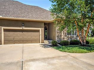 16650 W 168th Ct, Olathe, KS 66062