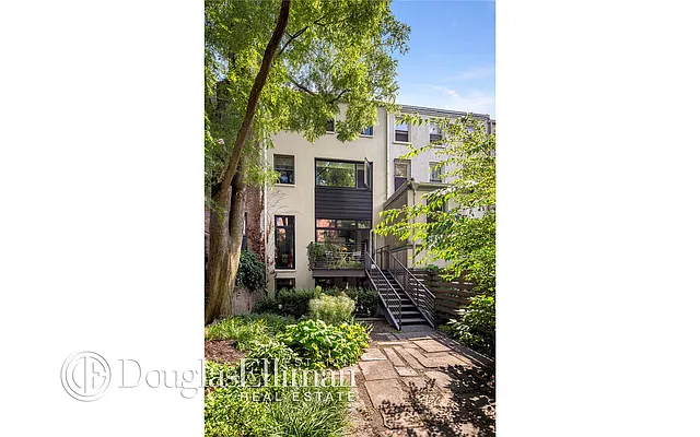 Sold by Douglas Elliman | media 10