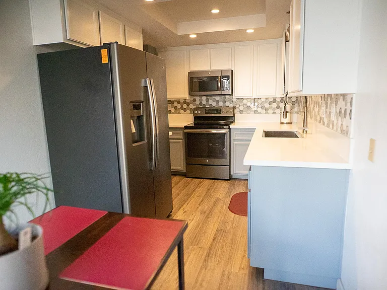 1575 Apache Dr #F — Photo 3