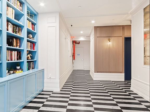 5th image of 1007 Atlantic Ave APT 5F