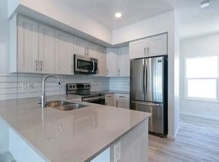 2745 Orchards Rd SW #1B, Edmonton, AB T6X2N1