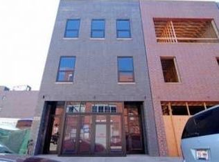 813 W Fulton Market, Chicago, IL 60607