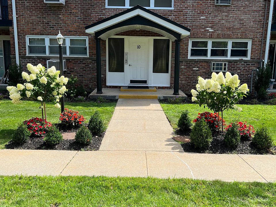 1st image of 10 Ivy St APT 5A