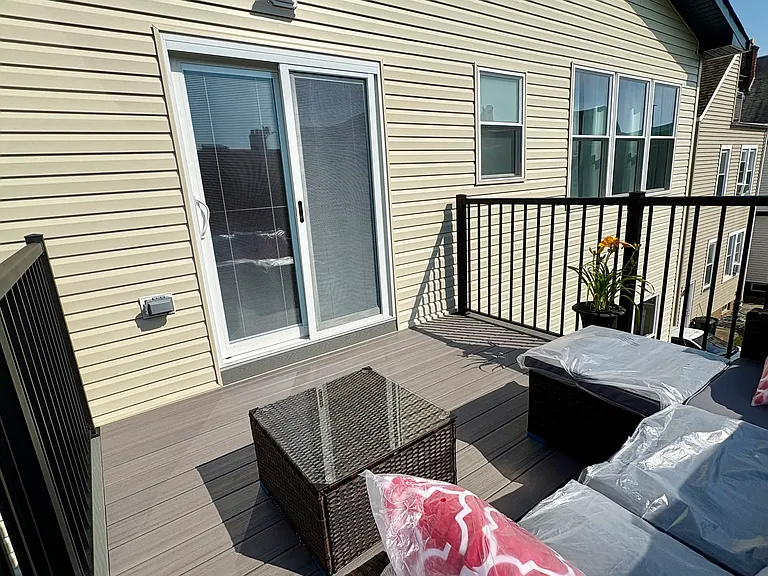 365 Devon St #2 — Photo 28