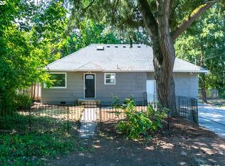 155 W 3rd St, Yamhill, OR