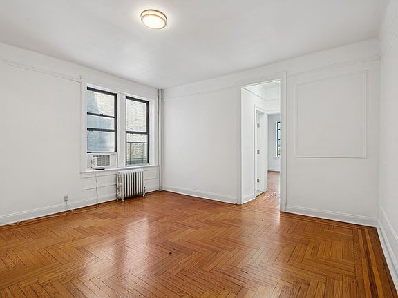 3rd image of 810 W 183rd St APT 2A