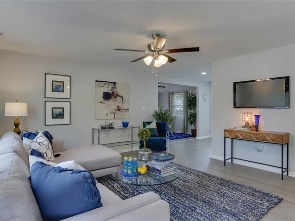 1913 McDowell Rd, Norfolk, VA 23518