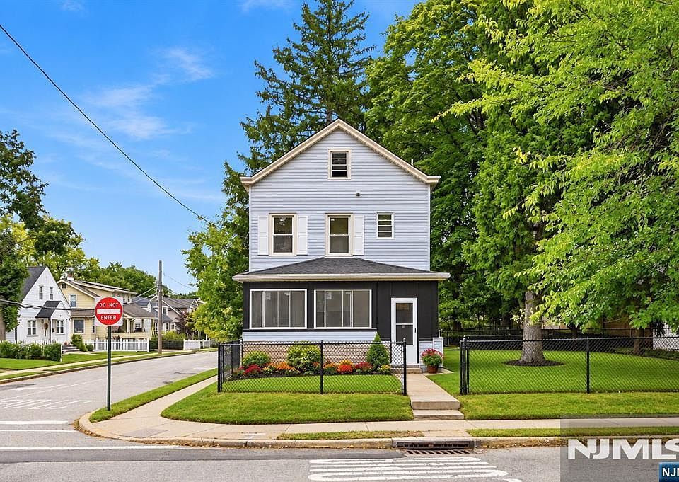 1st image of 63 Wyckoff Avenue