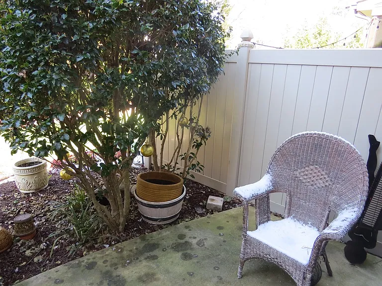114 Sunstone Dr — Photo 18