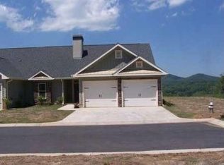 101 Summit Canyon Rd, Dahlonega, GA 30533