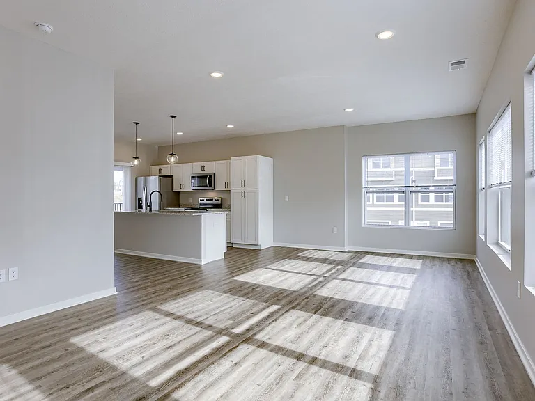 20874 T Ct — Photo 7