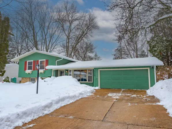 5309 Fairway Dr, Madison, WI 53711