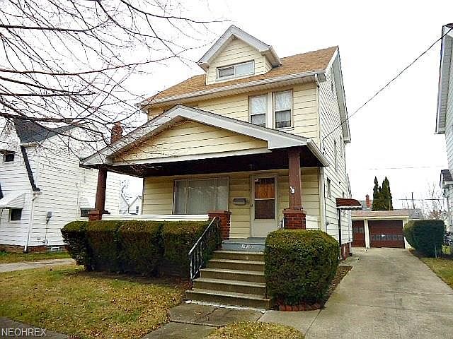 1st image of 19105 Shawnee Ave