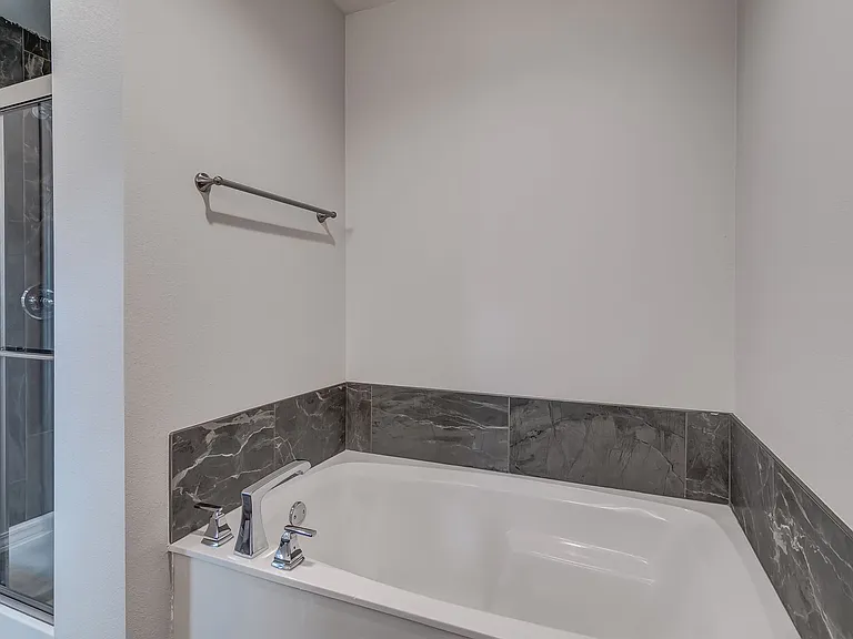 922 S Pindall Ln — Photo 12