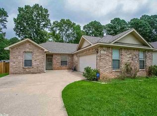7500 Royal Oaks Dr, Little Rock, AR 72209