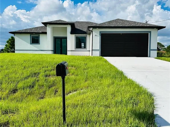 841 Colyer ST E, LEHIGH ACRES, FL 33974