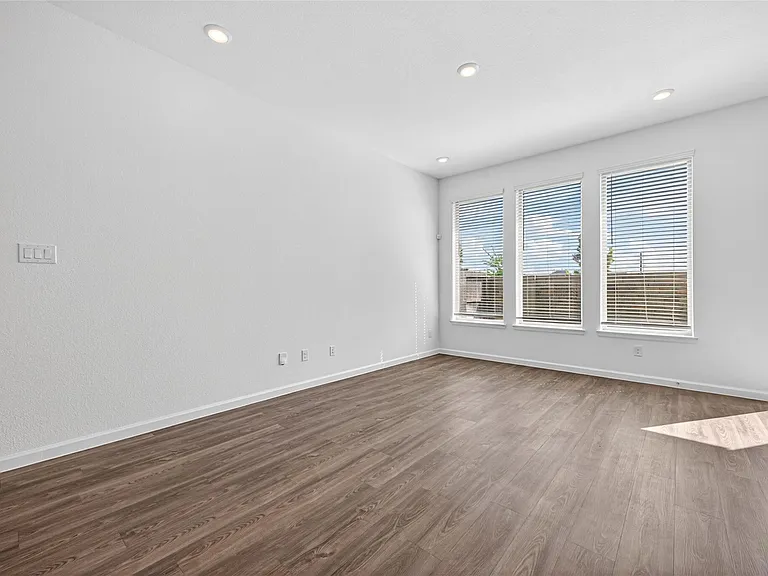 5703 Foggy Vine Ct — Photo 7