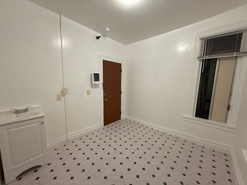 301 Columbus Ave #215
