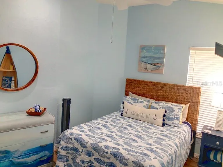 1211 Hot Springs Point — Photo 21