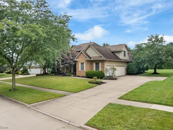 2256 Canterbury Ln, Wooster, OH 44691