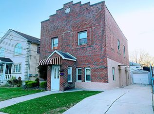 30 Kensington Ave, Staten Island, NY 10305