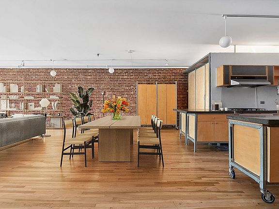 3rd image of 93 Lexington Ave #3