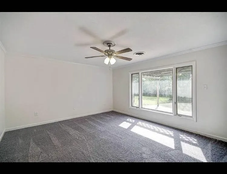Springridge Cir — Photo 8