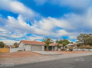 1570 Rocking Horse Dr, Henderson, NV 89002