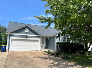 10441 Ashby Place Ln, Saint Ann, MO 63074