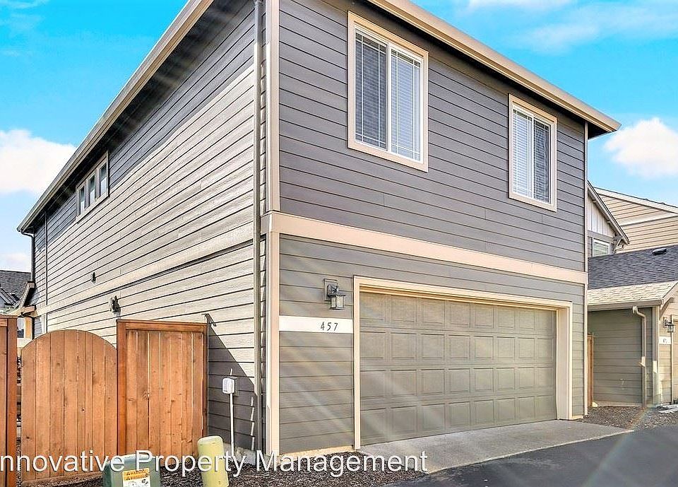 2nd image of 457 SW 199th Ave