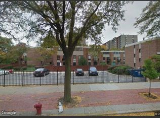 900 S Laflin St, Chicago, IL 60607