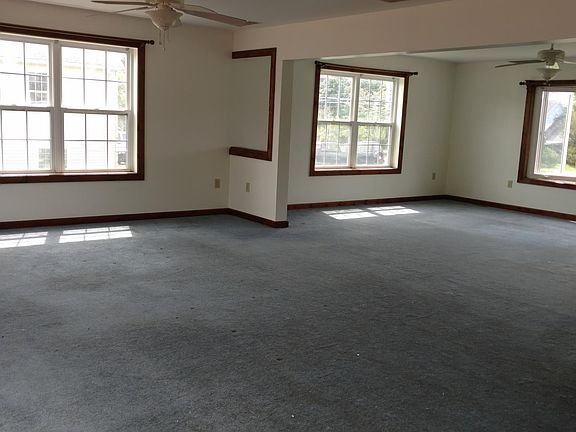 3rd image of 1246 Walnut Dr