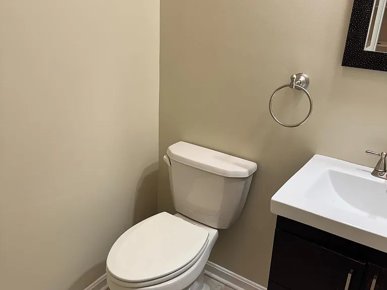 8825 Goose Landing Cir #8825 — Photo 34