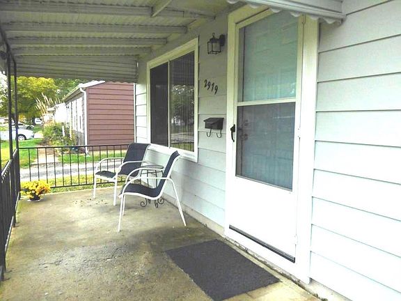 4th image of 2979 Hyannis Dr