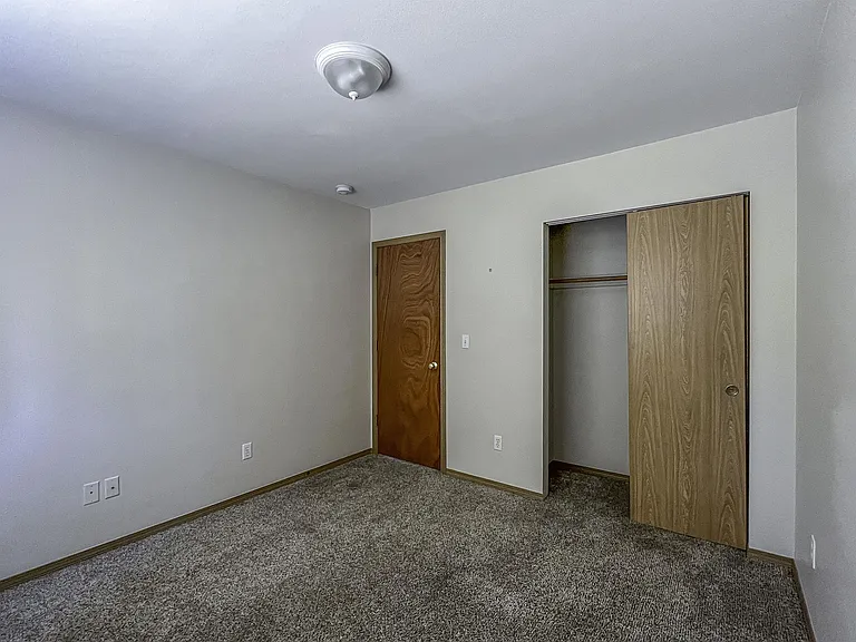 6721 135th St E — Photo 18