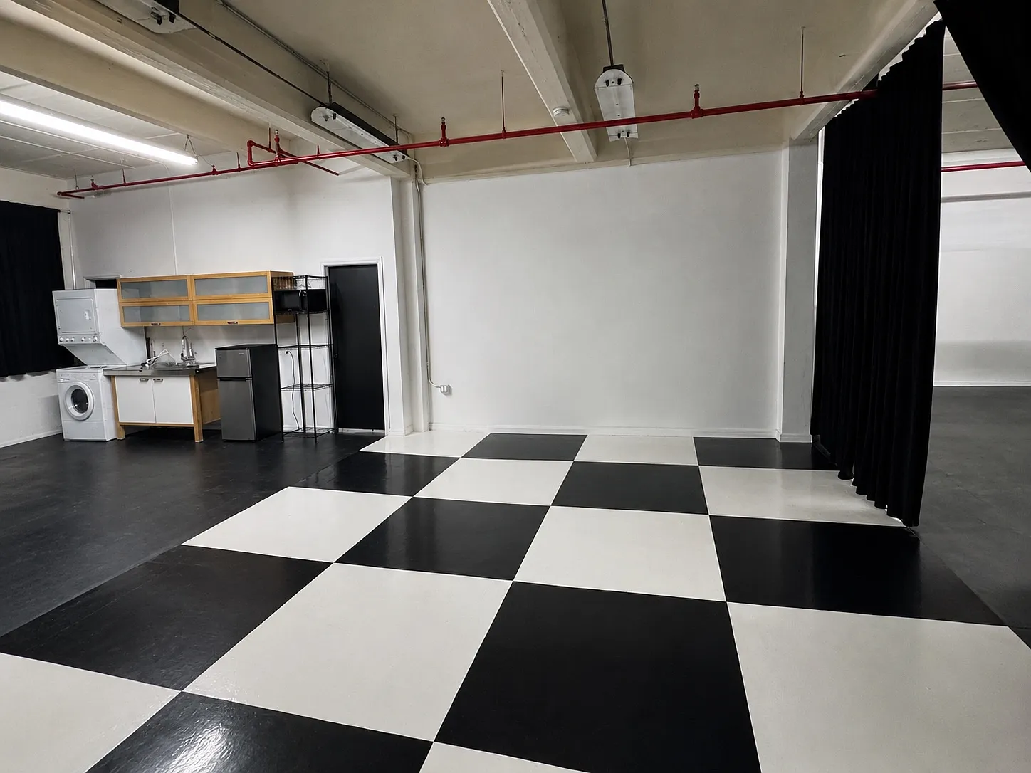 1 bed, $2,500 — Photo 2