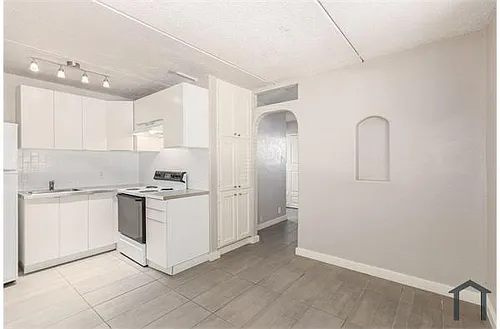 769 E Pierce St #7 Photo 1