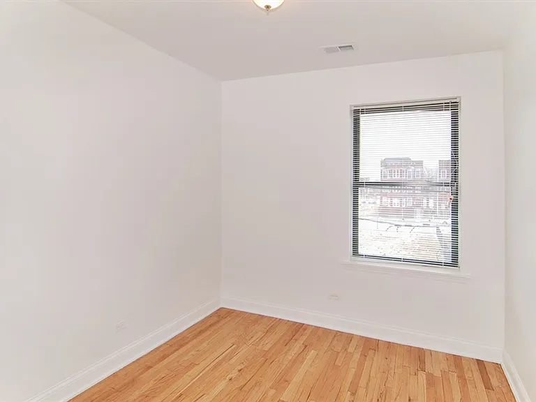 3501 W Adams — Photo 7