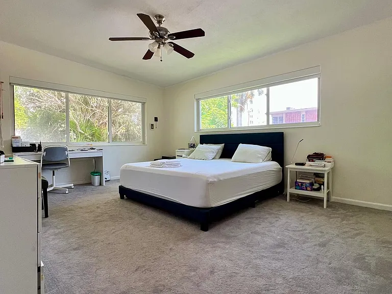 9400 E Bay Harbor Dr #3 — Photo 7
