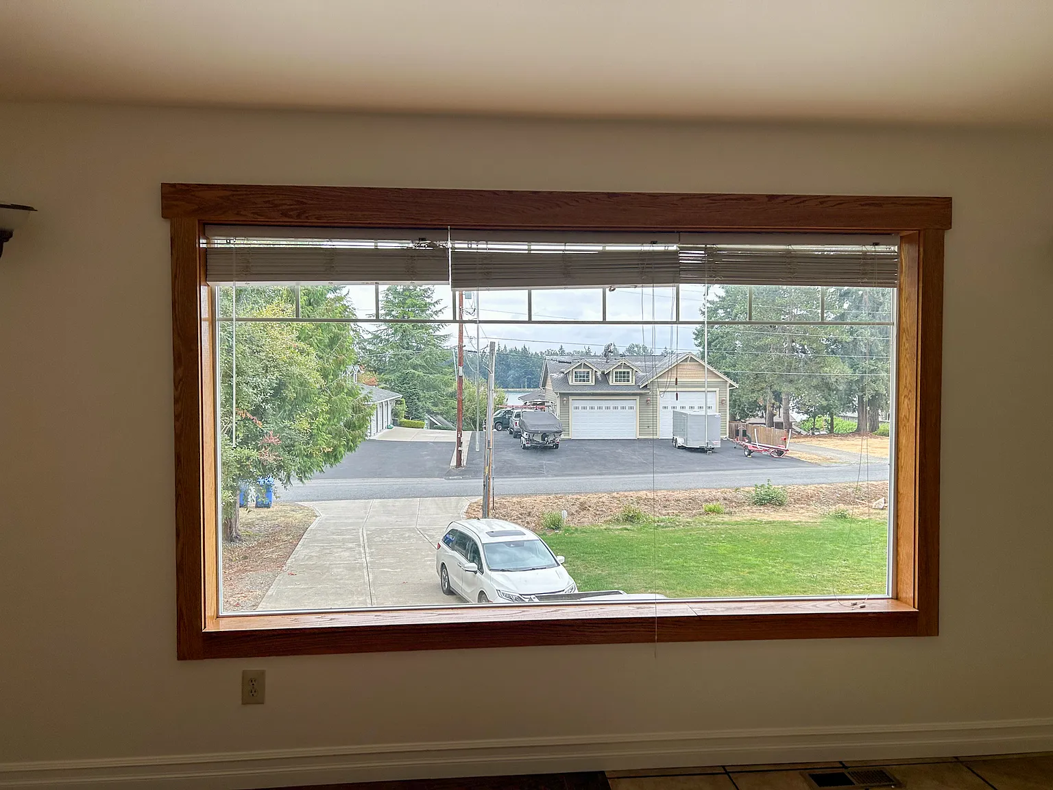 3 bed, 2500 sqft, $3,500 — Photo 4