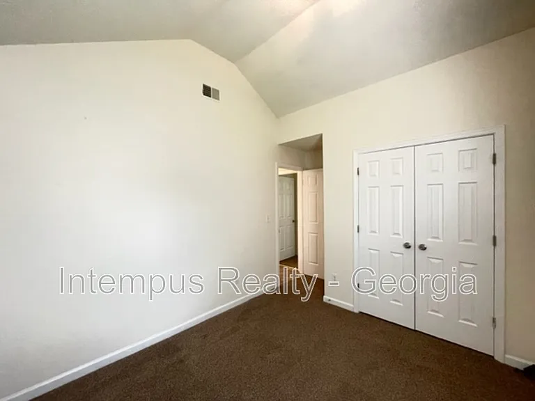4389 Persian Ct — Photo 8