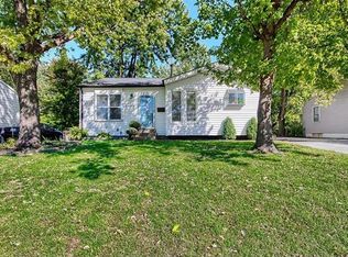 12166 Fleetwood Pl, Maryland Heights, MO