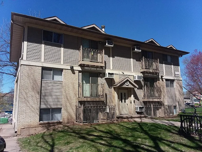 731 Church St #6 — Photo 1