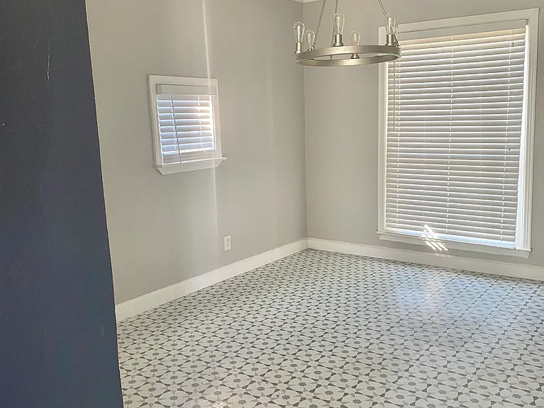 1302 Fuller Dr — Photo 5