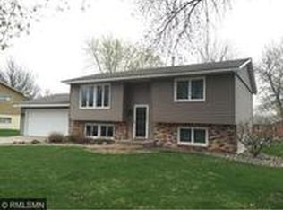 805 Swanson Ave SE, Cokato, MN 55321