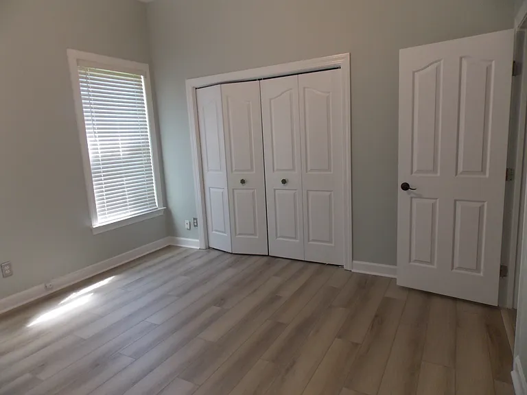 1179 N Blackmoor Dr — Photo 16