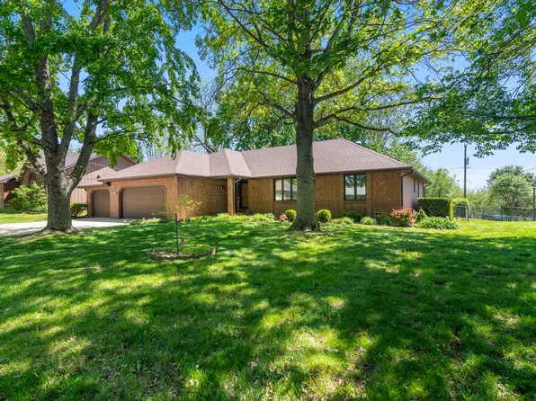 2102 W Nottingham Street, Springfield, MO 65810