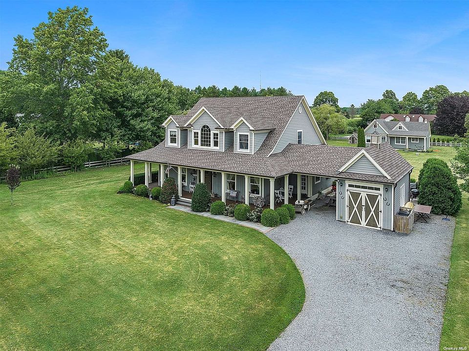 716 Herricks Ln, Riverhead, NY 11901 MLS 3412108 Zillow