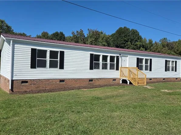 128 Loy Dr, Pelham, NC 27311