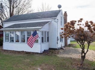 659 South St, Hoosick Falls, NY 12090